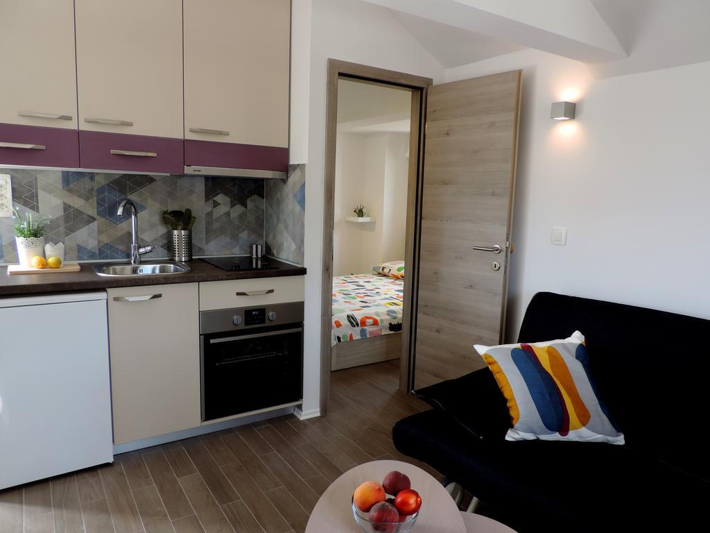 Apartment Place 2 Stay Хвар Екстер'єр фото