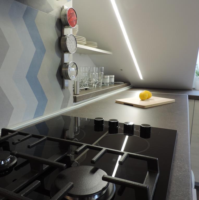 Apartment Place 2 Stay Хвар Екстер'єр фото